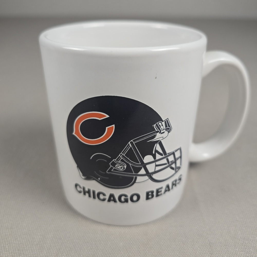 Vintage Chicago Bears Matrix Ware Coffee Mug White Football Helmet NFL Hologram